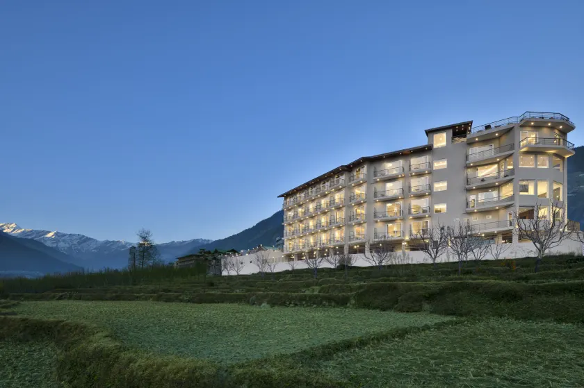 juSTa Grand View Resort & Spa, Manali - Image 1