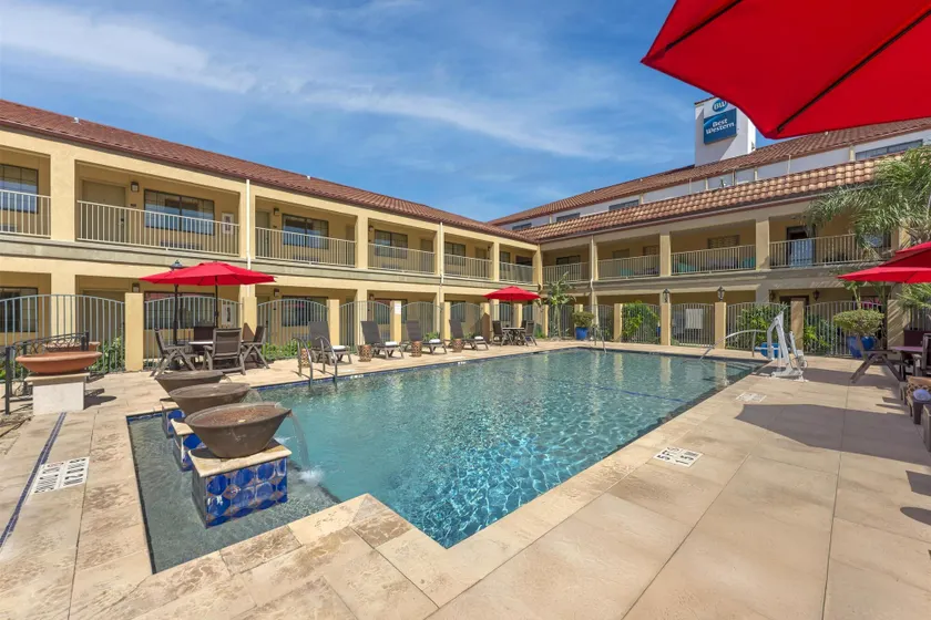 Best Western San Isidro Inn - Image 1