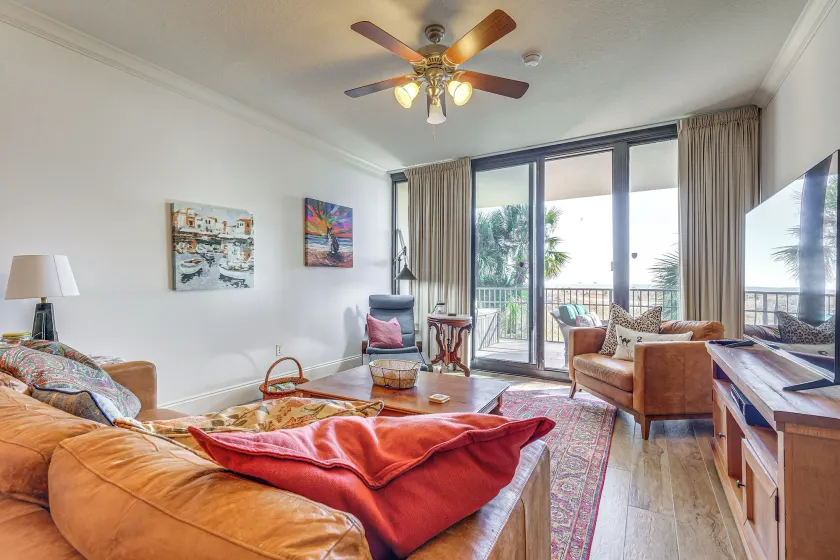 Beachfront Dauphin Island Condo: Pool Access! - Image 1
