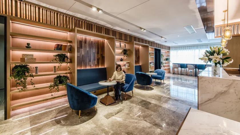 Zhangjiagang Suning Auraya Hotel - Image 1