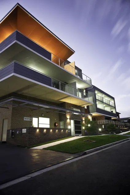 Charlestown Executive Apartments - Image 1