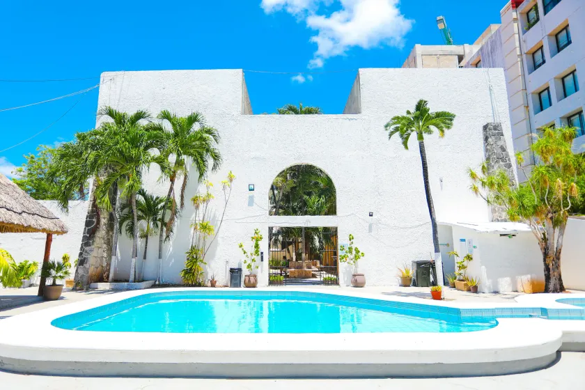 Hotel Parador - Image 1