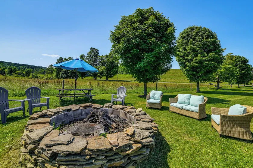 On-site Pond: Scenic Farm Stay in Chenango County - Image 1