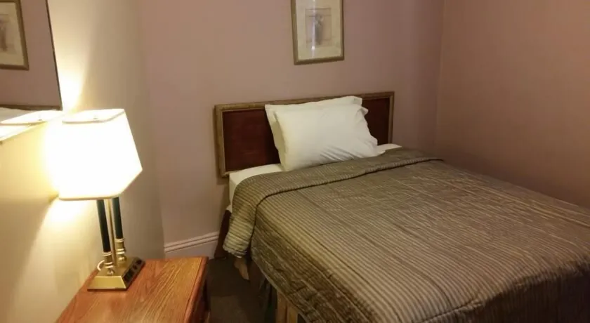 A Voyageur's Guest House - Image 1