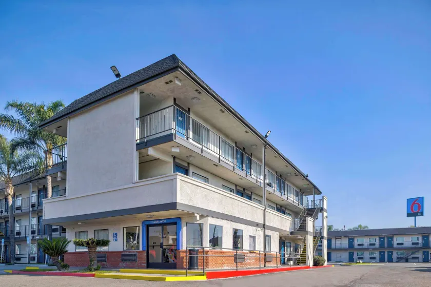 Motel 6-Anaheim, CA - Fullerton East - Image 1