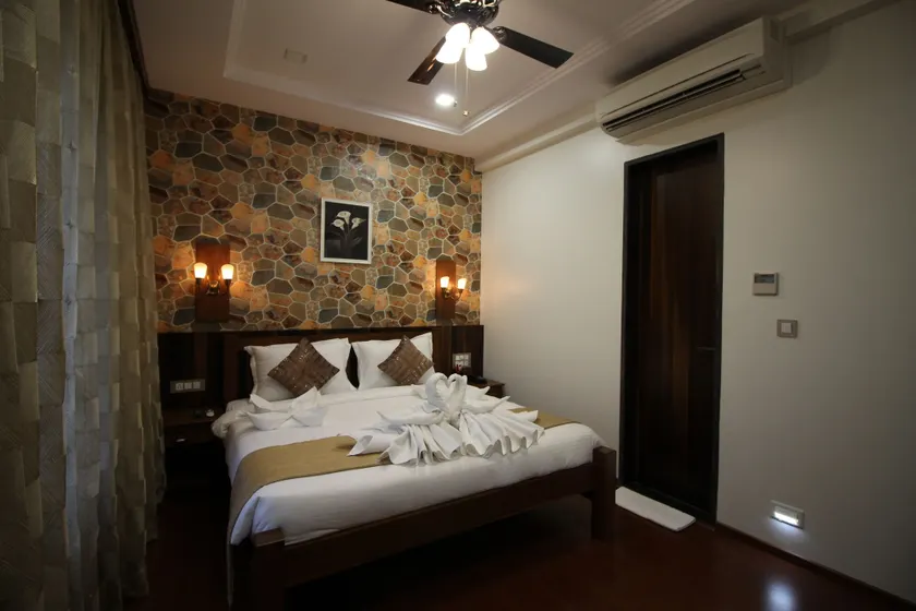 Hotel Majestique pune - Image 1