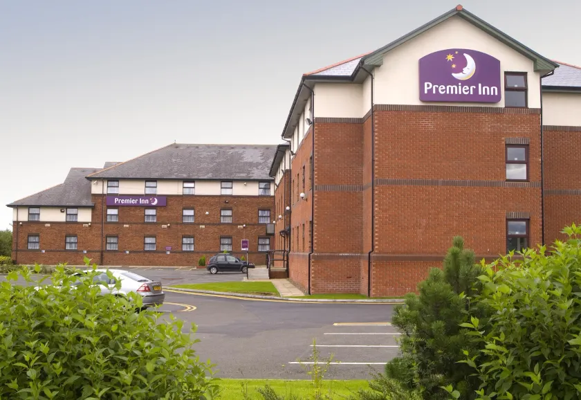 Premier Inn Livingston - M8 Jct3 - Image 1