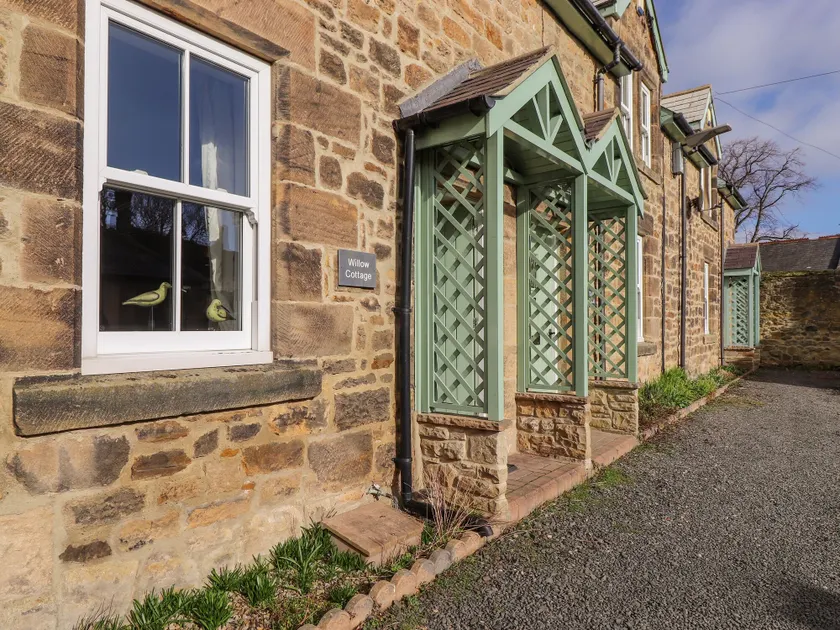 Willow Cottage - Image 1