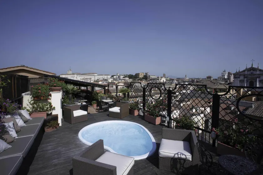 Colonna Palace Hotel - Image 1
