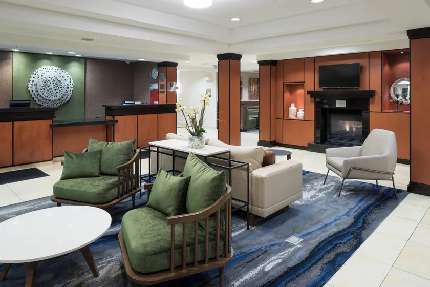 Fairfield Inn & Suites Kansas City Overland Park - Image 1