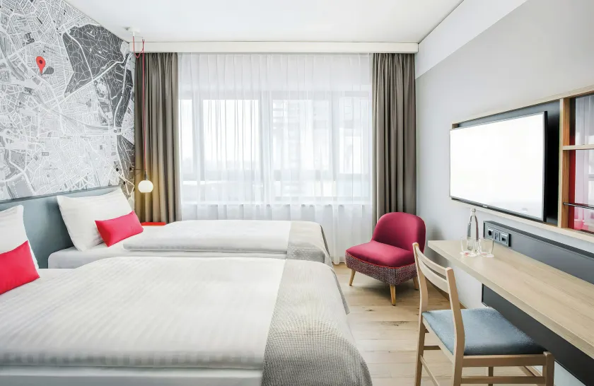 Leonardo Hotel Hannover City Center - Image 1