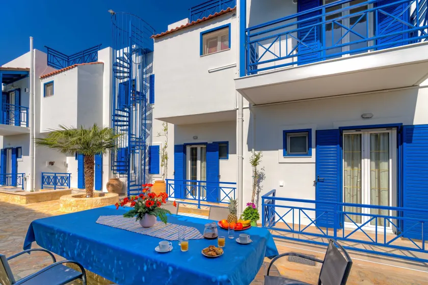 Sea Breeze Corner ,cozy Flat Neat the Beach - Image 1