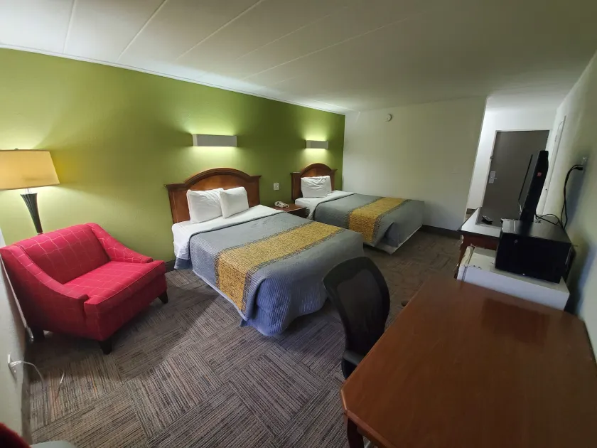 Royal Inn Hotel - Image 1