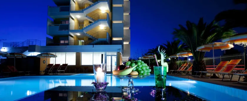 Hotel Belvedere - Image 1