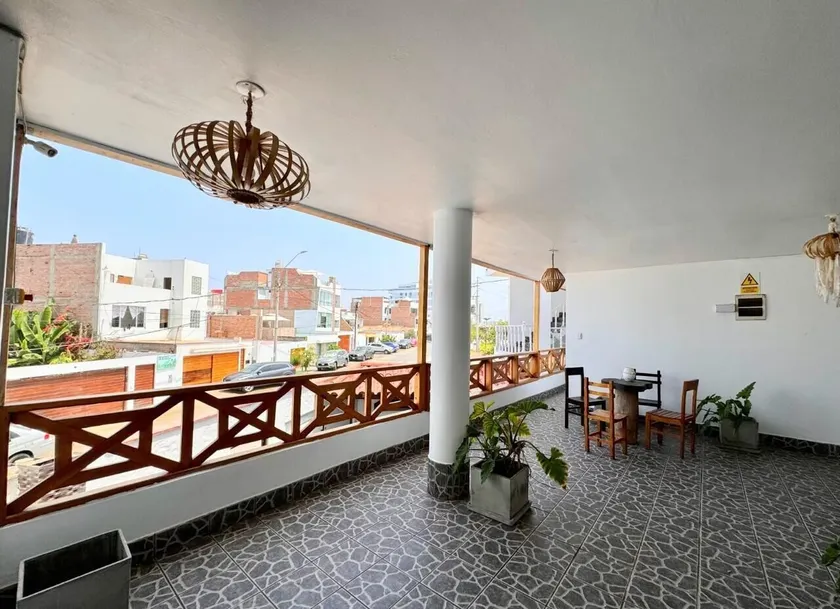 Hotel La planicie -Pico Alto - Image 1