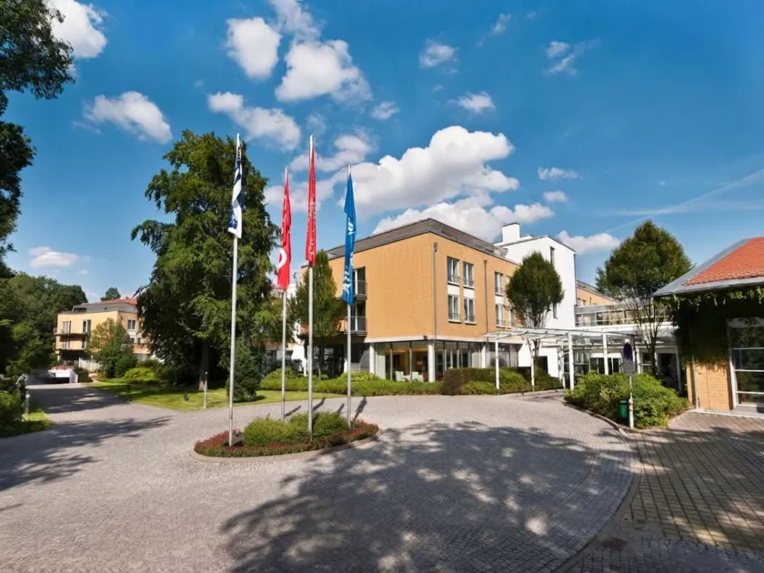 Seminaris Sunday See Hotel Potsdam - Image 1