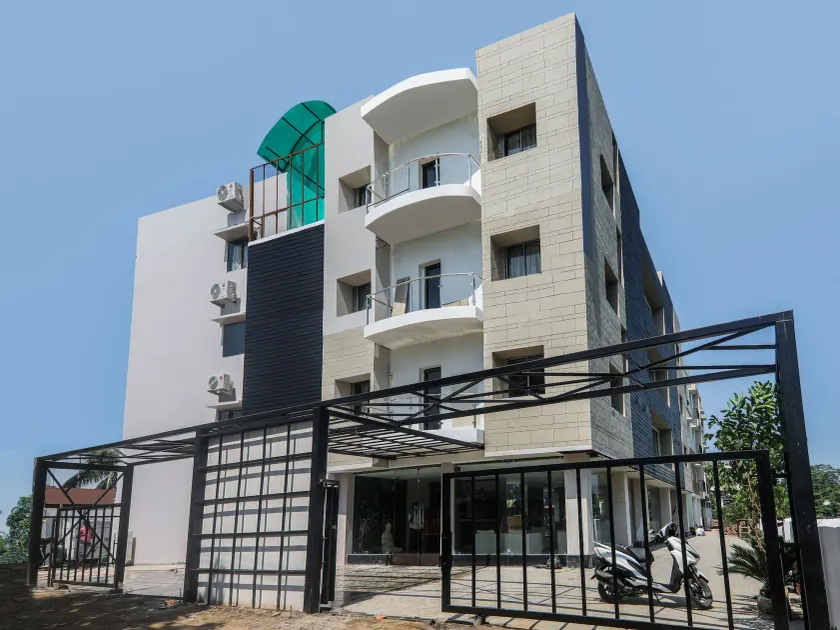 OYO 16719 Airport Guest House - Image 1