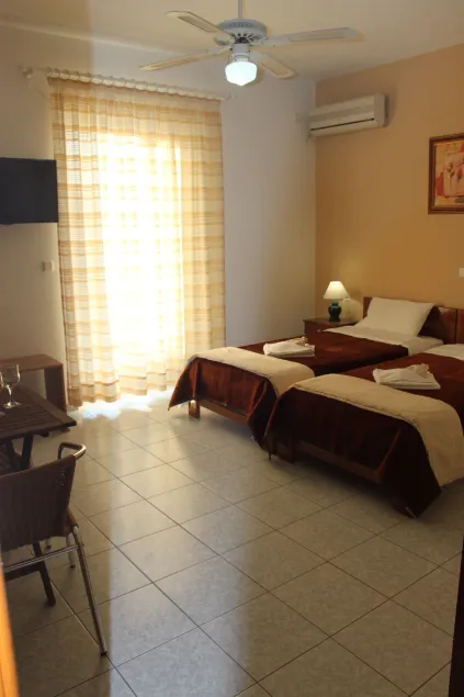 123 Armonia Studios - Image 1