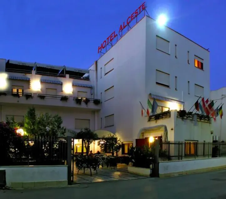 Hotel Alceste - Image 1