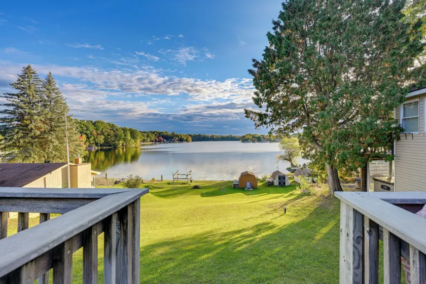 Northern Michigan Summer Retreat on Crooked Lake! - Image 1