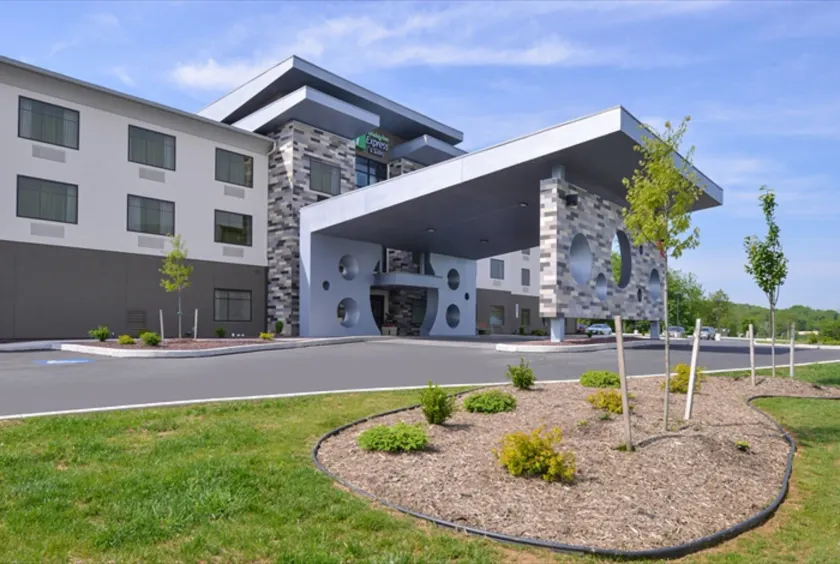 Holiday Inn Express & Suites Shippensburg by IHG - Image 1