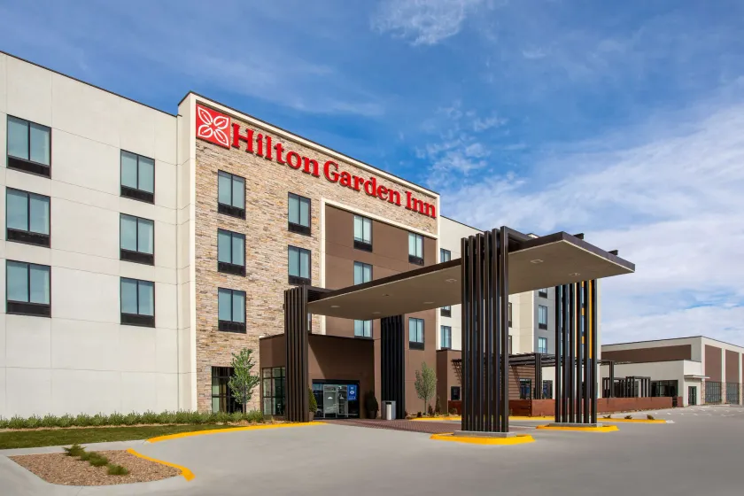 Hilton Garden Inn Hays - Image 1