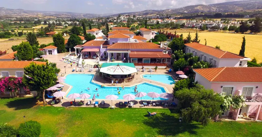 Akamanthea Holiday Village - Image 1