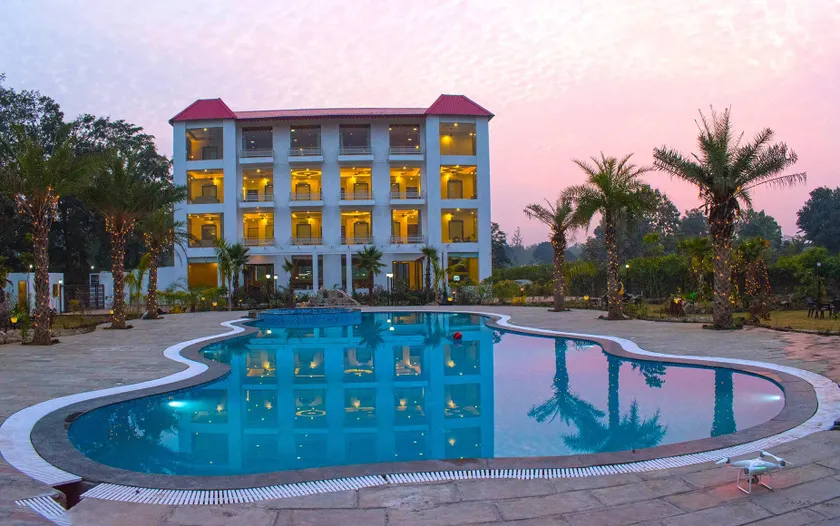 The Darien Resort - Image 1
