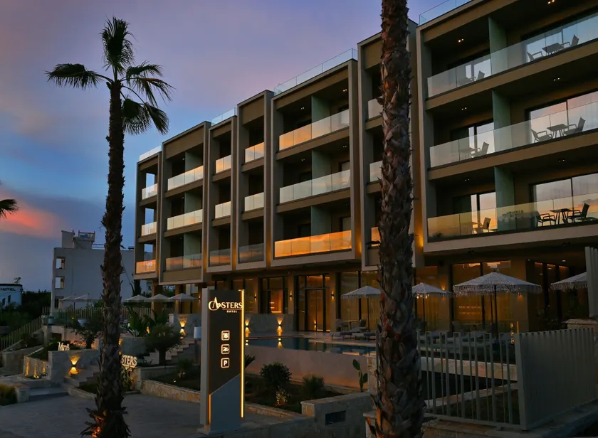 Asters Hotel - Image 1
