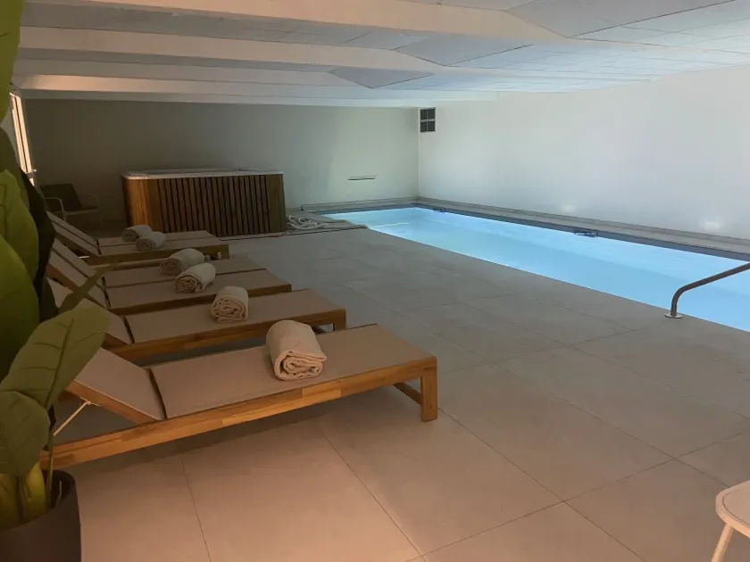 Kyriad Saumur Hyper Centre Hôtel, Appartements, Séminaires et SPA soins Sothys Paris - Image 1