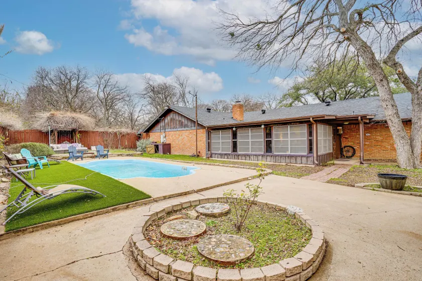 Karaoke Ready! Fort Worth Area Home - Interior