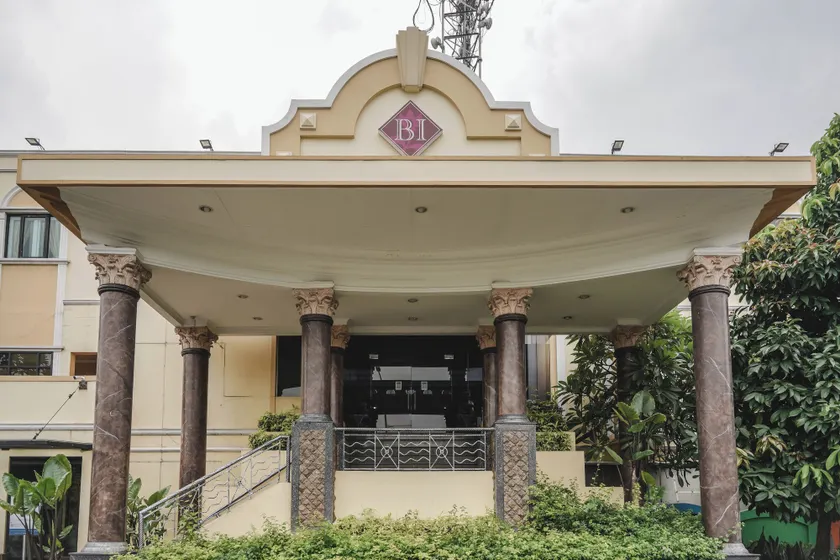 BI EXECUTIVE HOTEL - Image 1