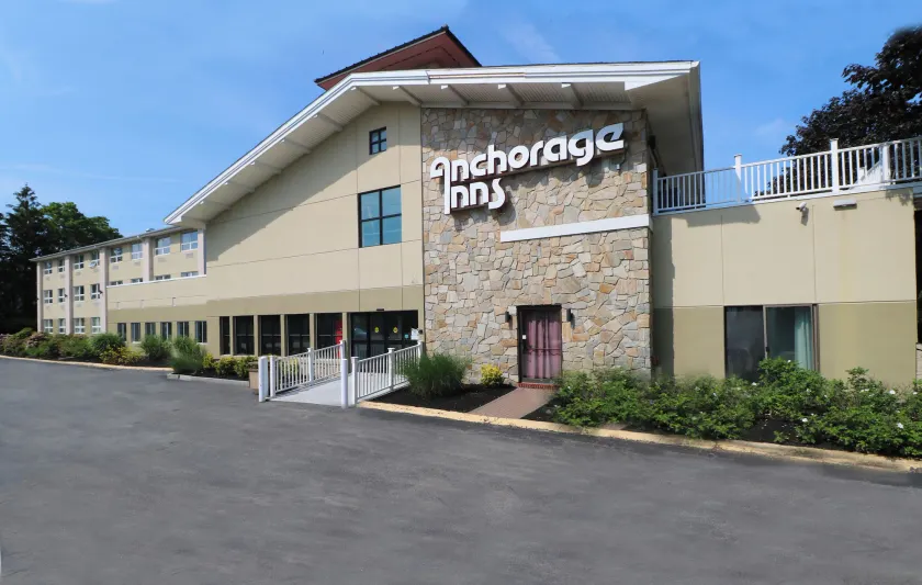 Anchorage Inn and Suites - Image 1