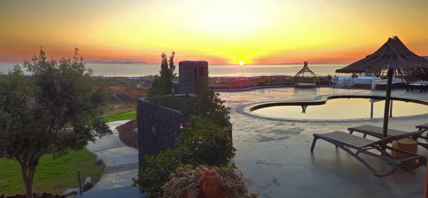 Thea Luxury Resort - Image 1