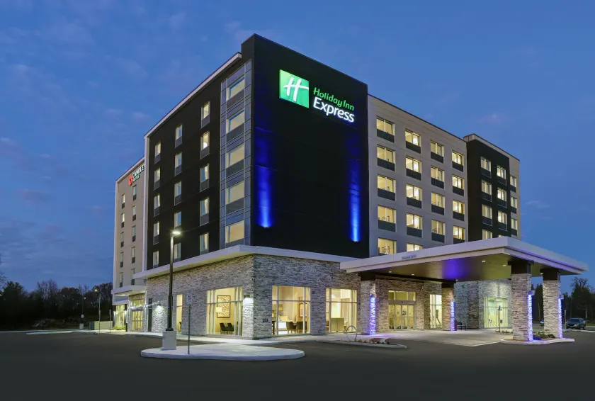 Holiday Inn Express - Kingston West by IHG - Image 1