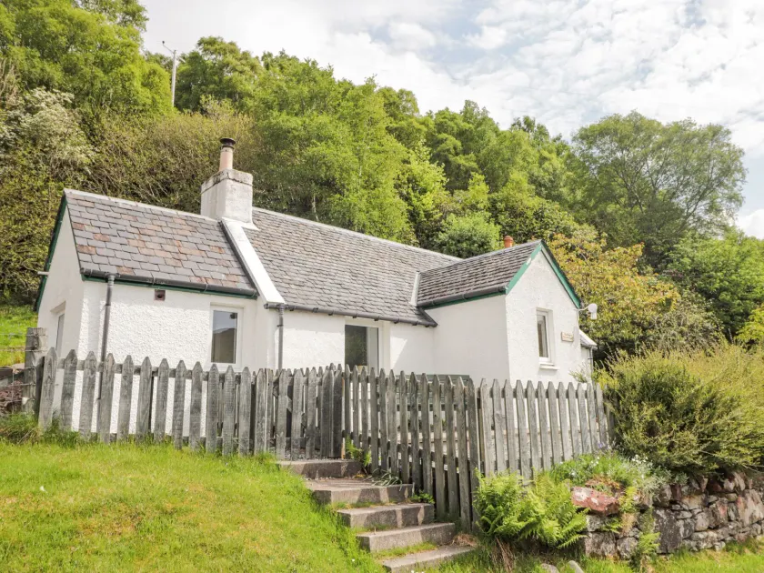 Roddy's Cottage - Image 1