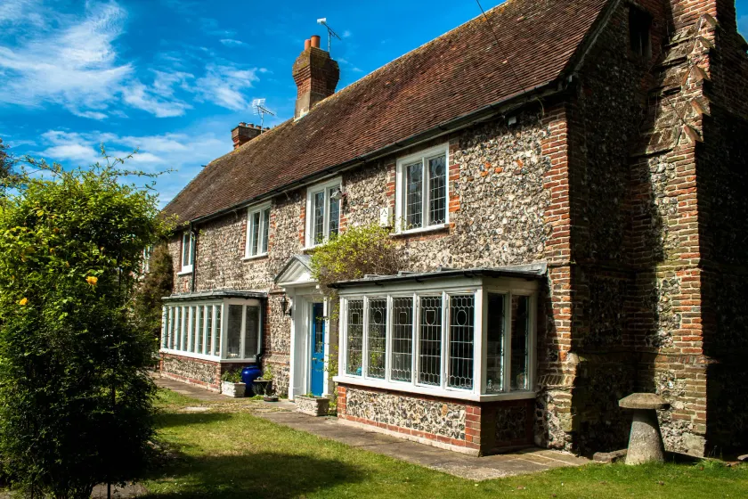 Walnut Tree House - Image 1