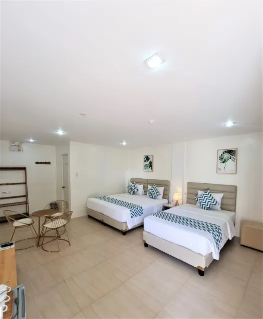 Grand Blue Beach Hotel - Image 1