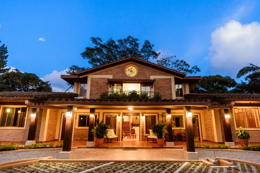 Caracoral Hotel Boutique - Image 1