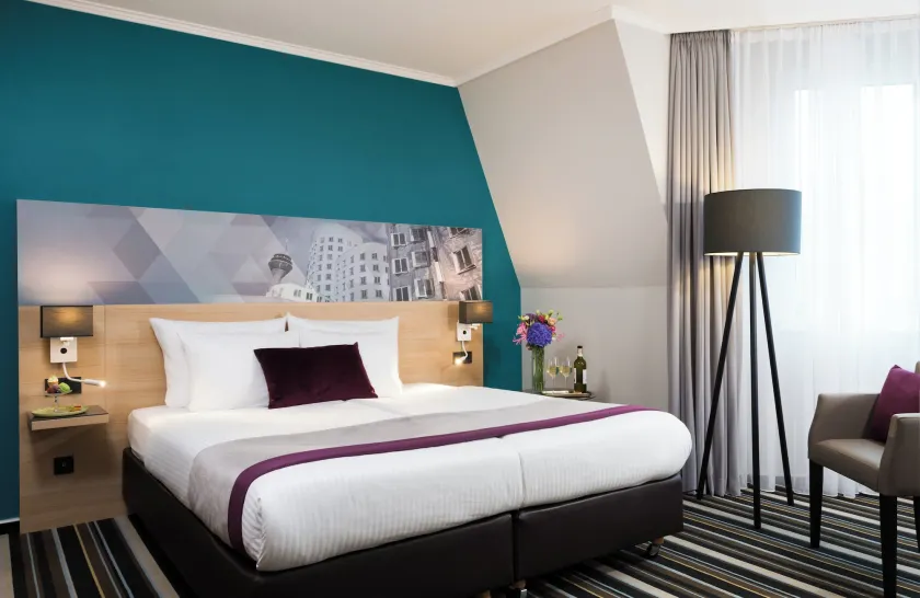 Leonardo Hotel Düsseldorf City Center - Image 1
