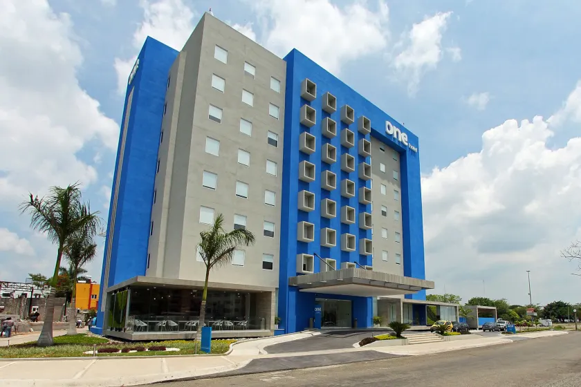 One Villahermosa 2000 - Image 1