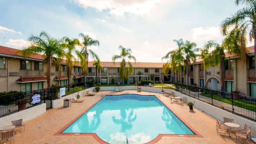 Motel 6 Anaheim Hills - Image 1