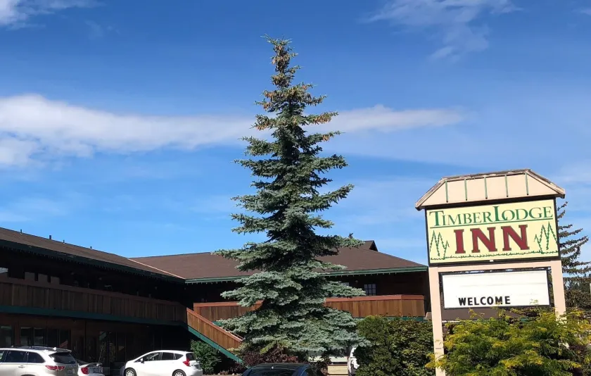 Timber Lodge Inn - Image 1