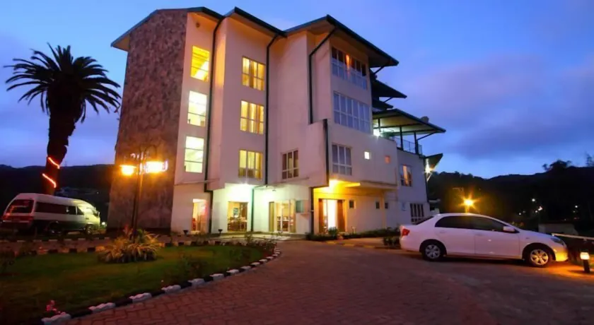 ASHFORD HOTEL - Image 1