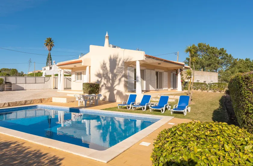 Villa 'Costa' con piscina privata, Wi-Fi e aria condizionata - Image 1