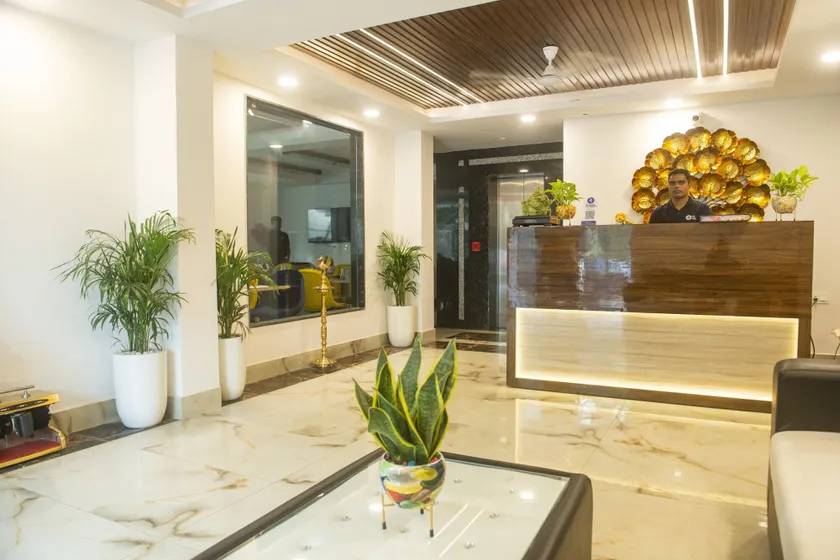 Posh Residency - Image 1