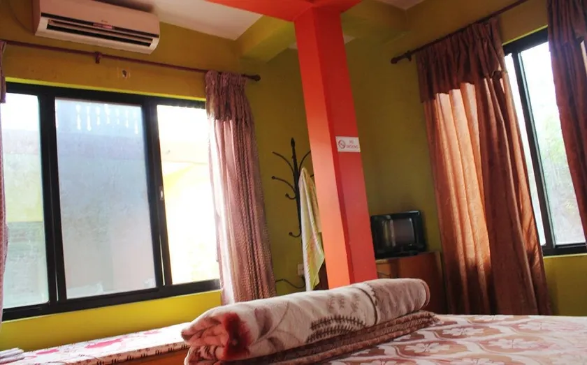 Duna Tapari Restaurant & Guest House - Image 1