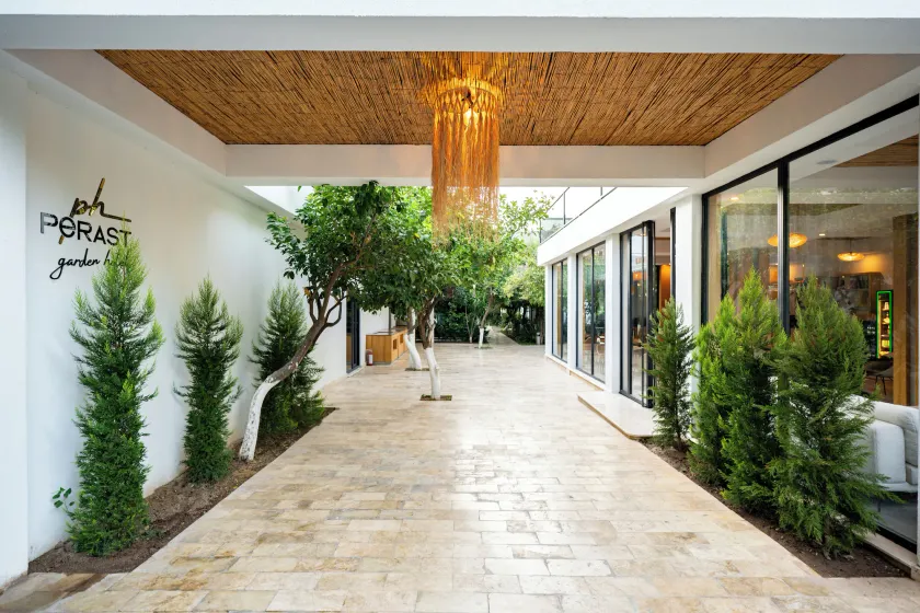 Perast Garden Hotel - Image 1