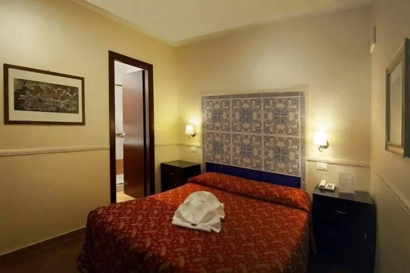 Hotel Picasso - Image 1