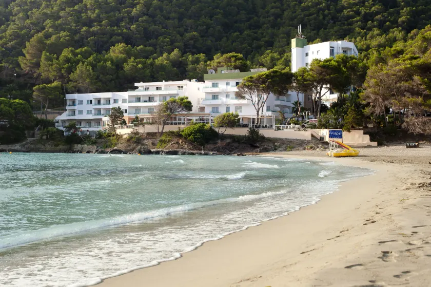 Hotel El Pinar - Image 1